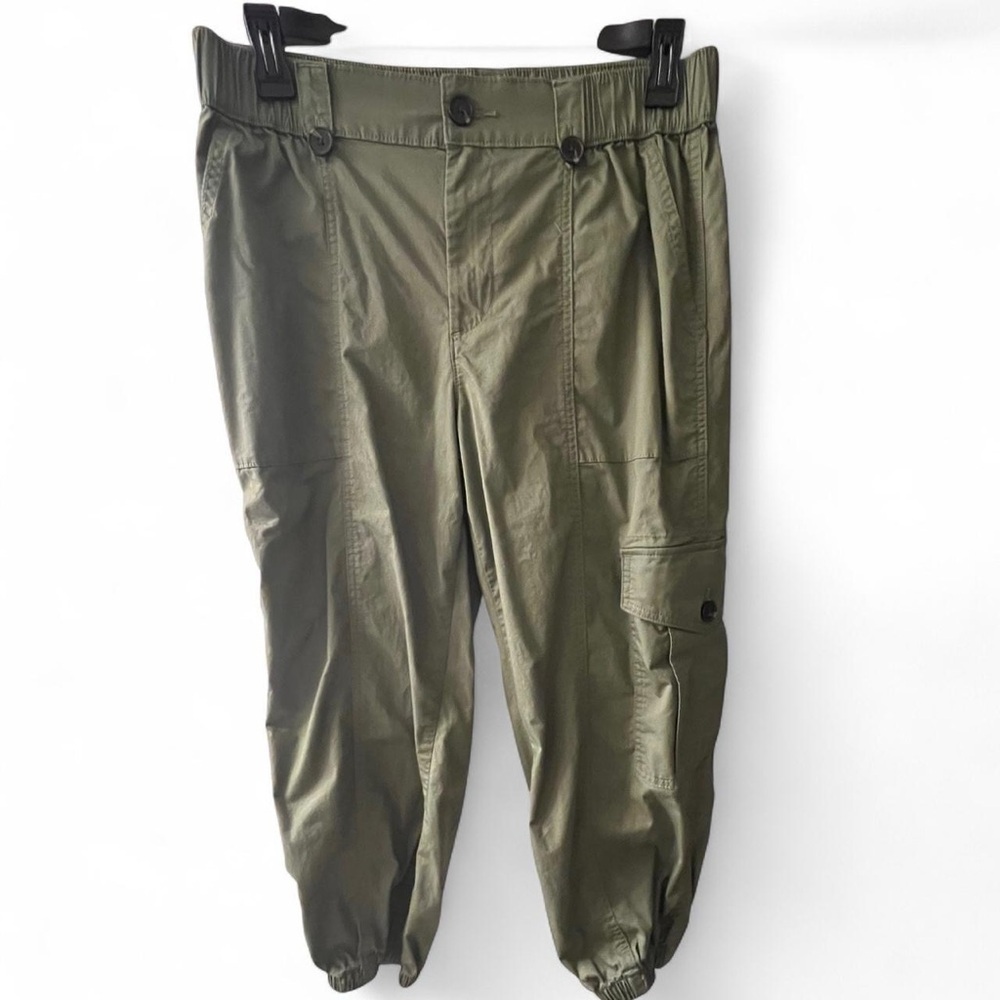 Women's Olive Cropped Cargo Pants - Picture 1 of 3